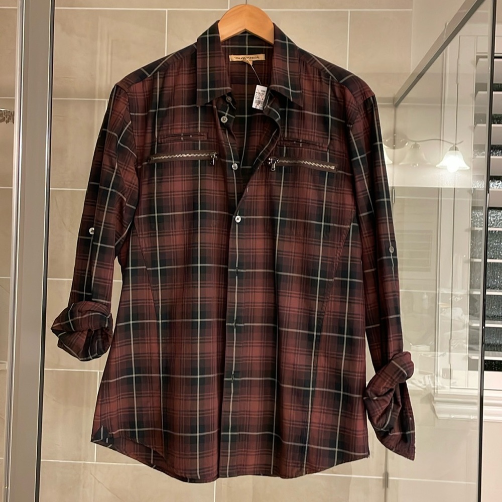 John Varvato’s Button-Up Shirt